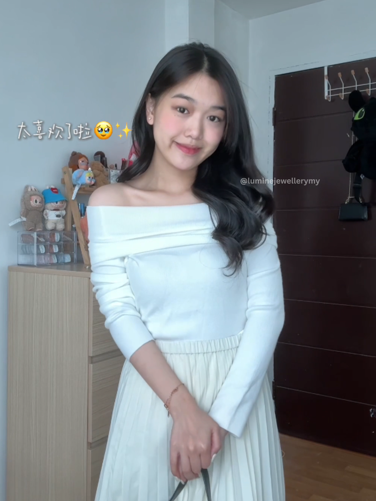 French Off-Shoulder Knit 法式一字肩针织衫