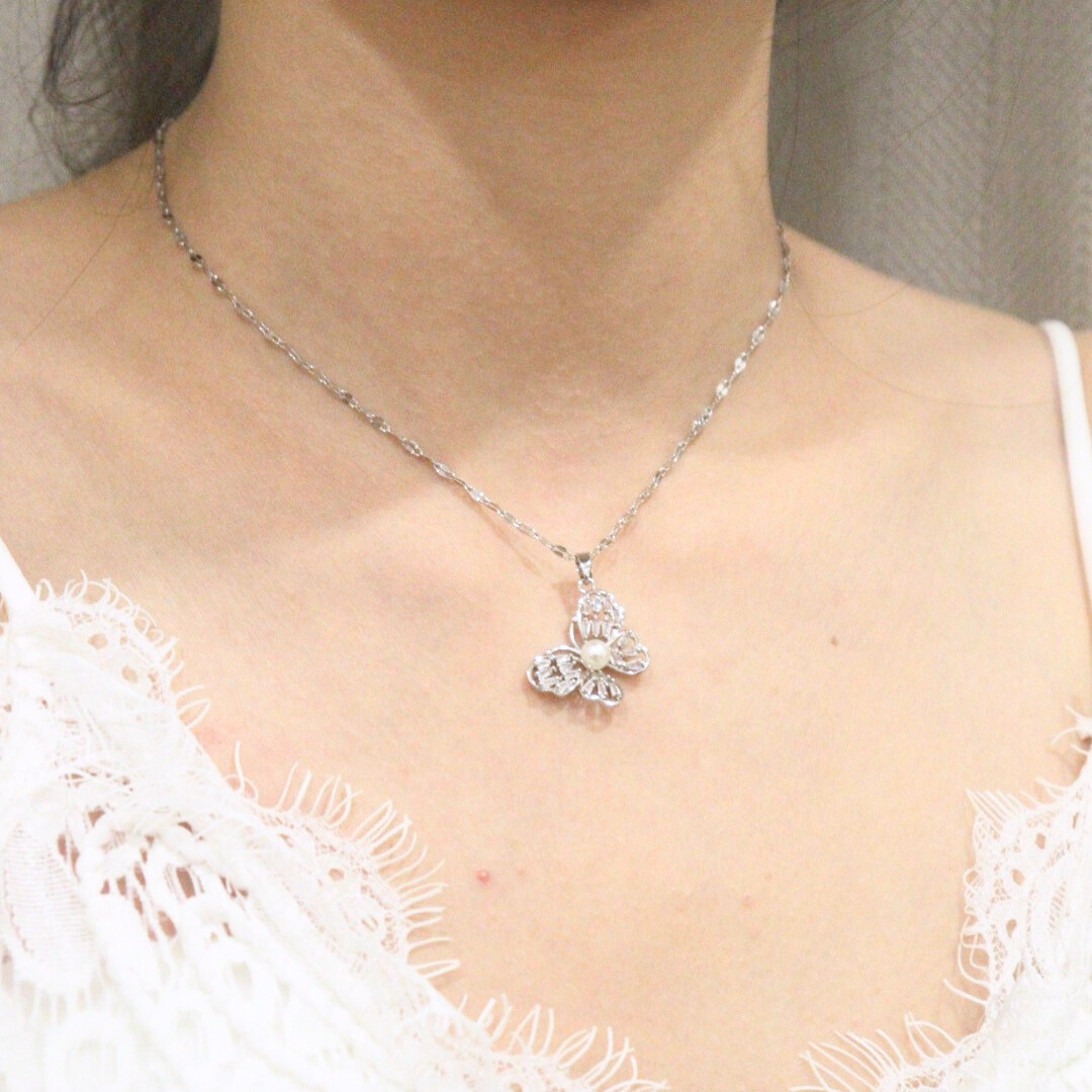 Pearl Butterfly Necklace