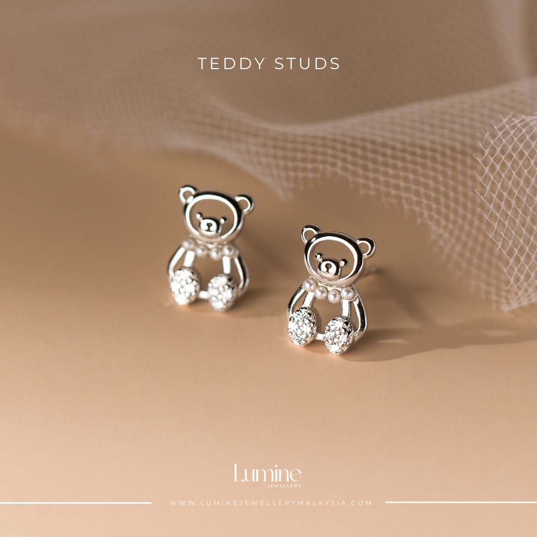Teddy Studs