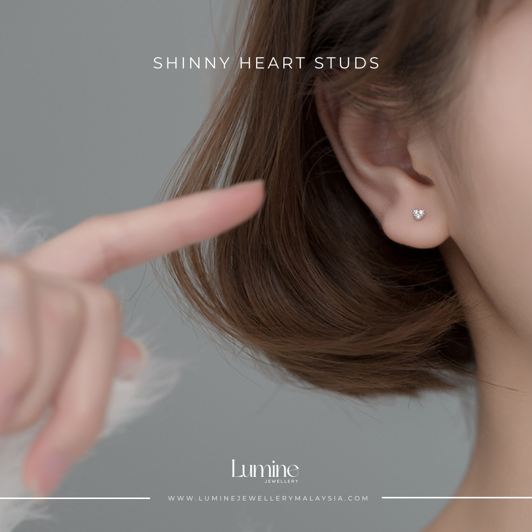 Shinny Heart Studs