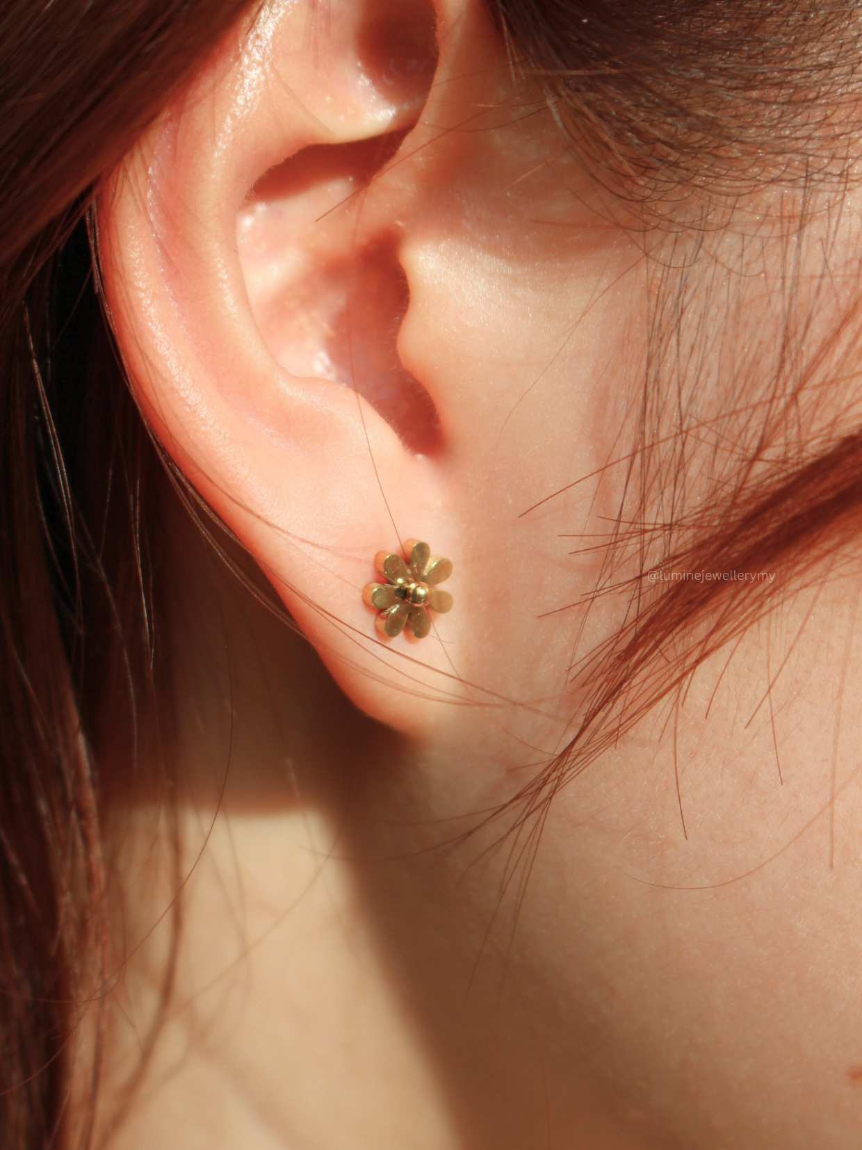 Golden Daisy Earring