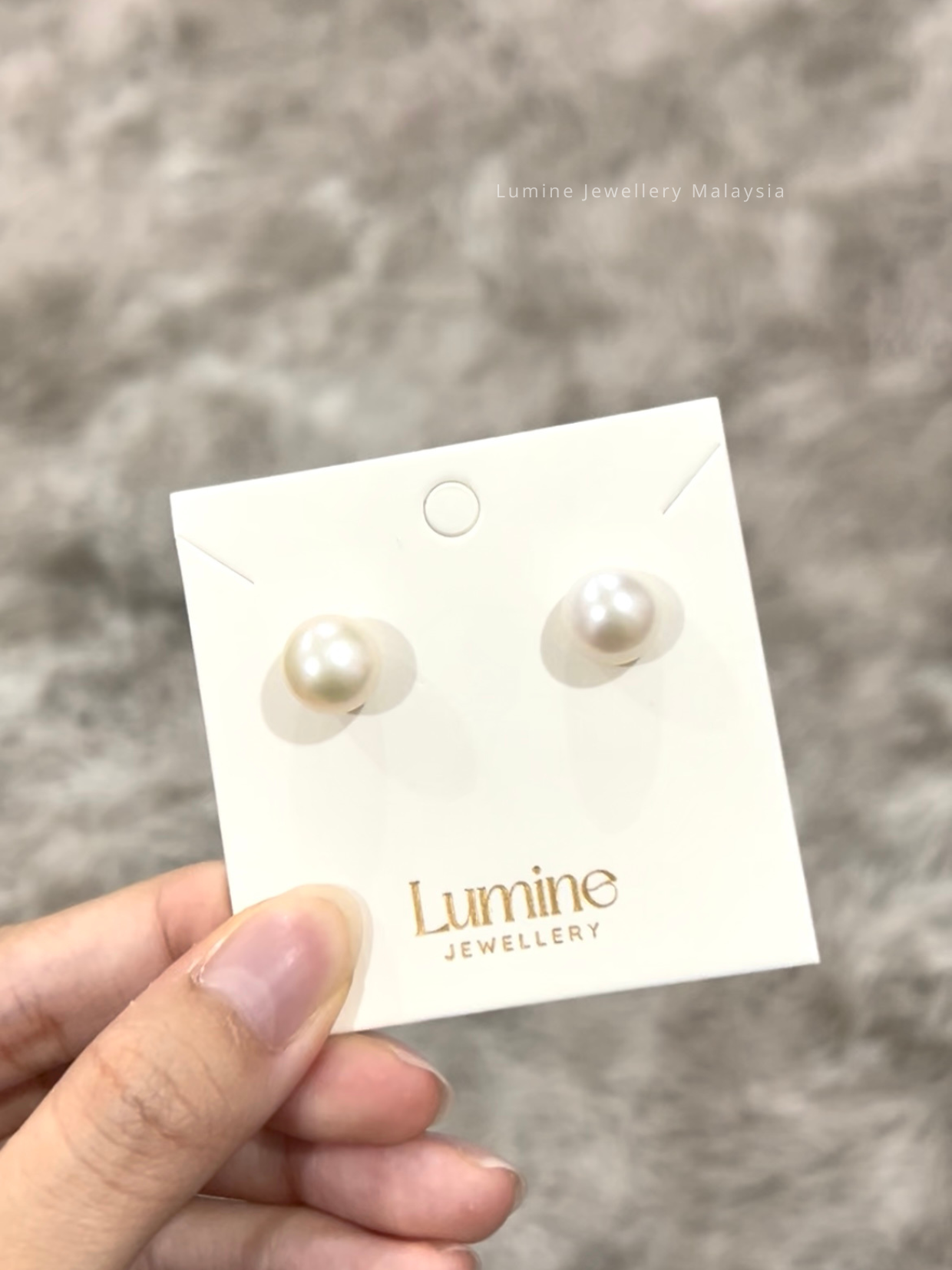Natural Freshwater Pearl Earrings (10mm)