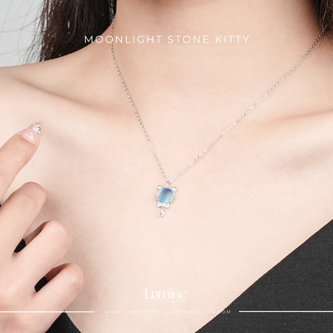 Moonlight Stone Kitty Necklace