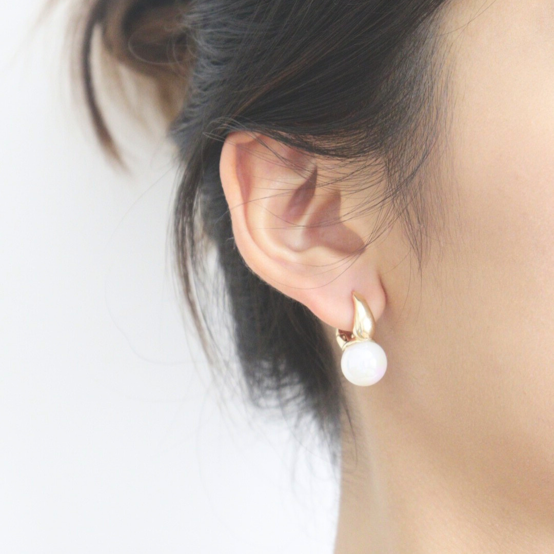 Big Pearl Earrings