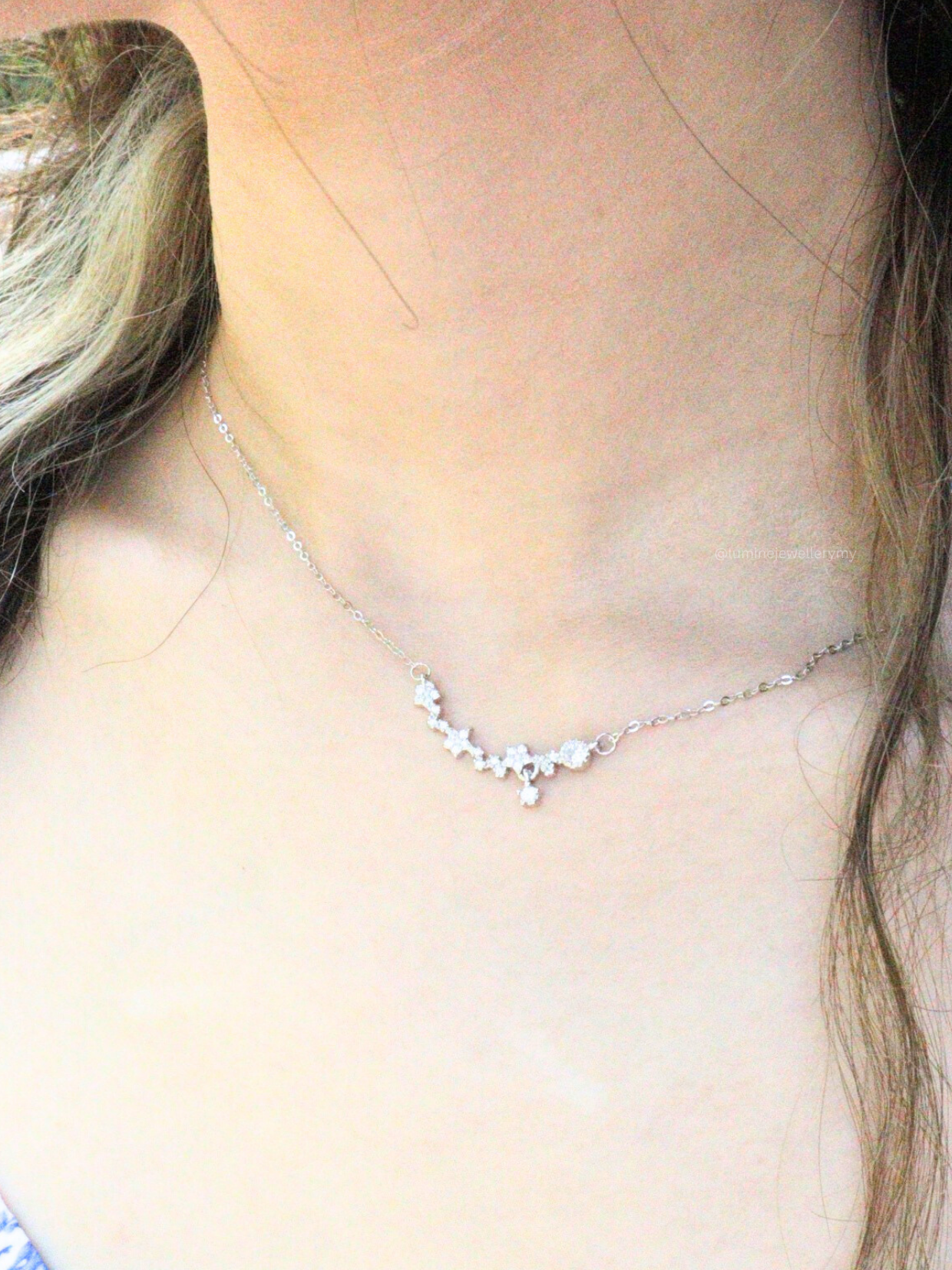 Sparkling Flower Necklace