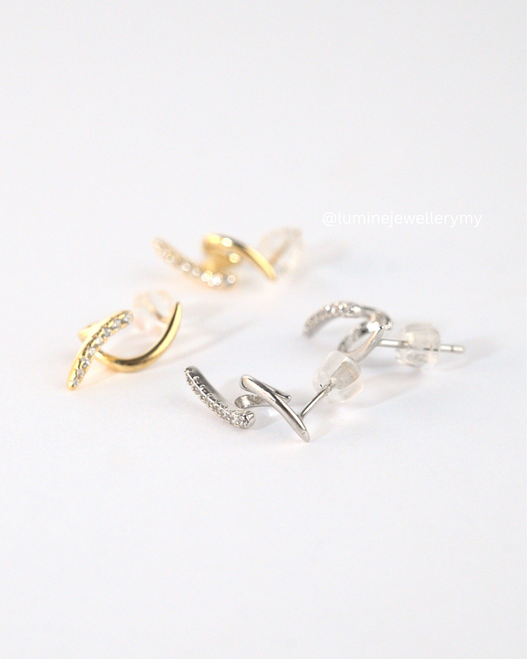 Lunar Curve Studs