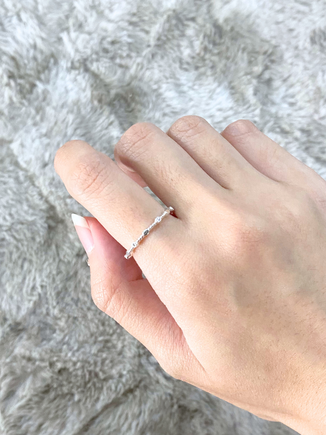 Minimalist Connected Ring