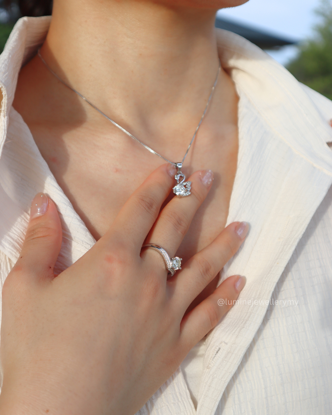 Eternal Swan Necklace (GRA Certified Moissanite | S925)