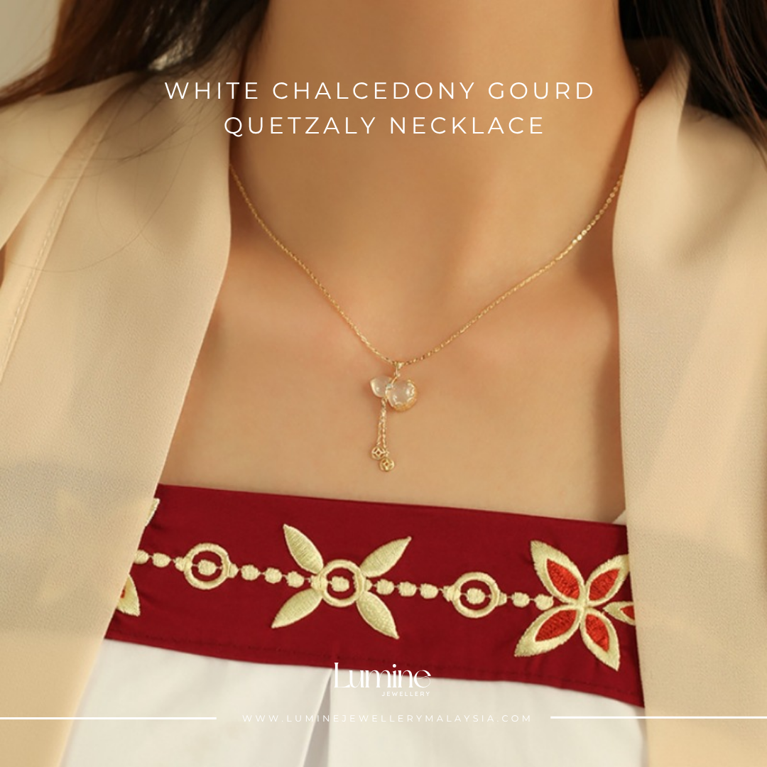 White Chalcedony Gourd Quetzaly Necklace