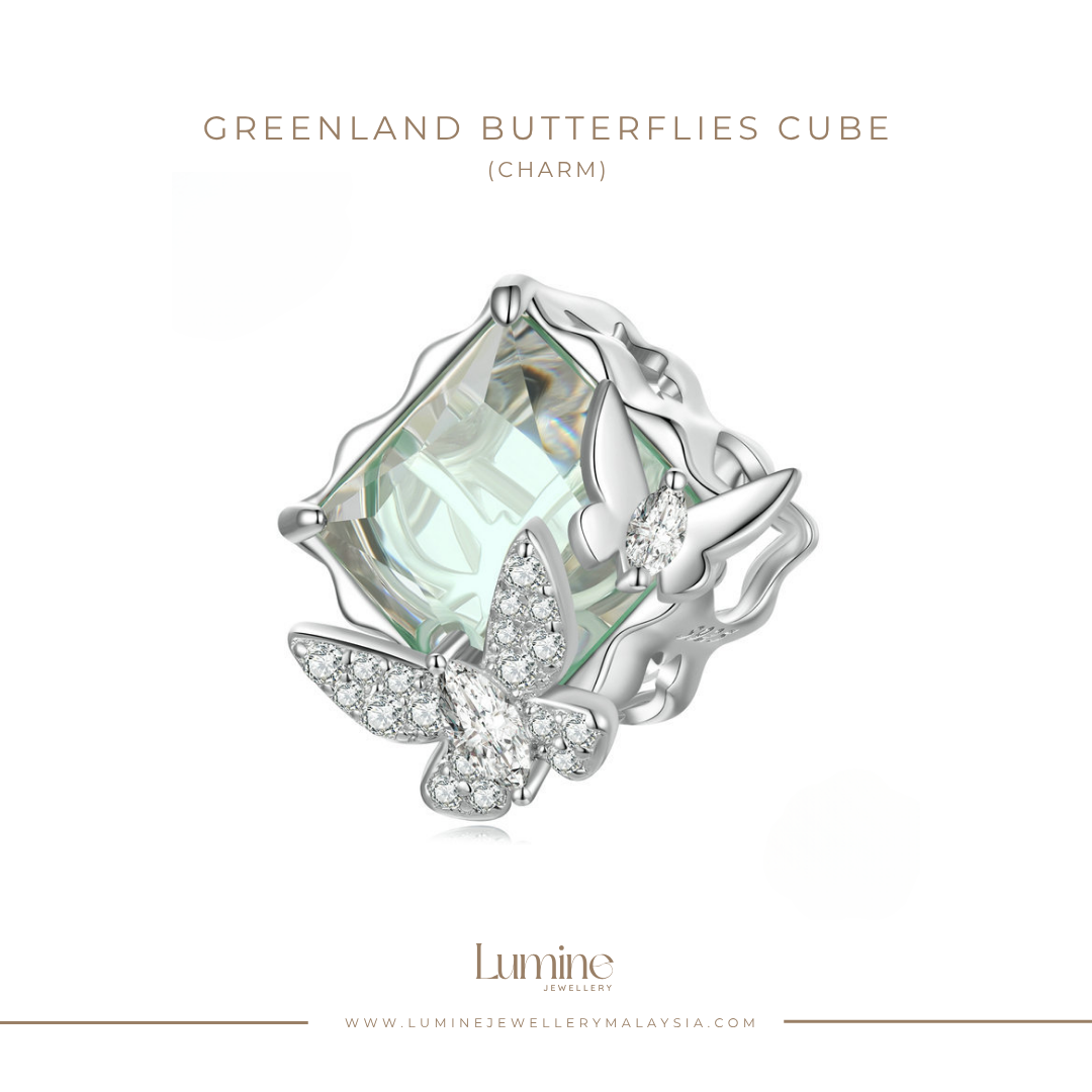Greenland Blossom Charm