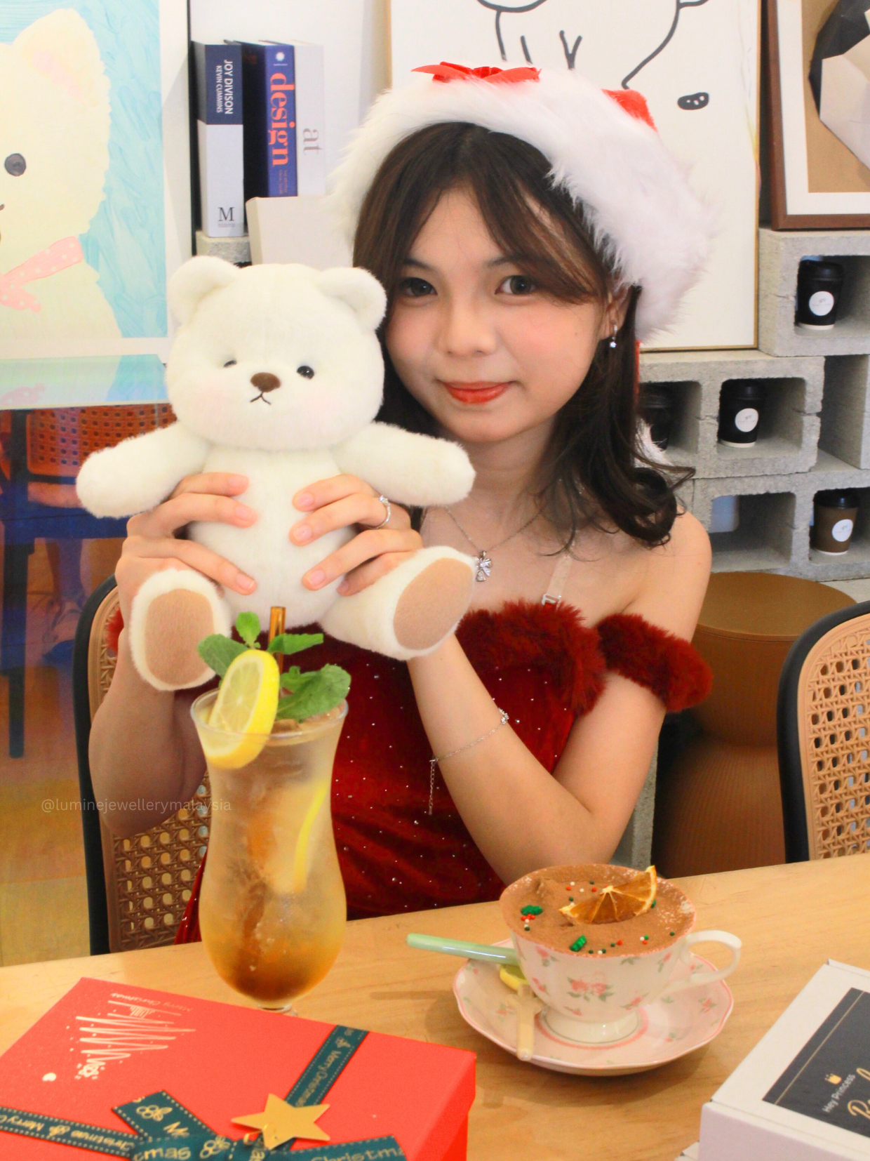 Christmas Moissanite Bell Necklace with Cert (GRA Certified Moissanite | S925)