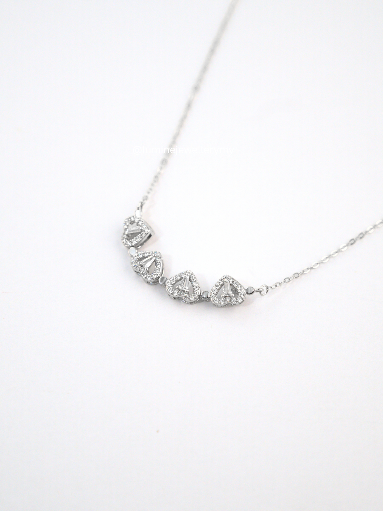 Foldable Lucky Clover Necklace