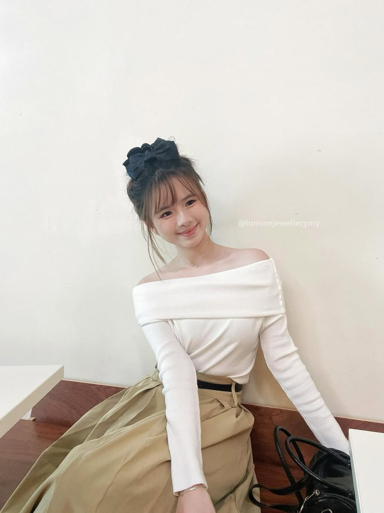 French Off-Shoulder Knit 法式一字肩针织衫