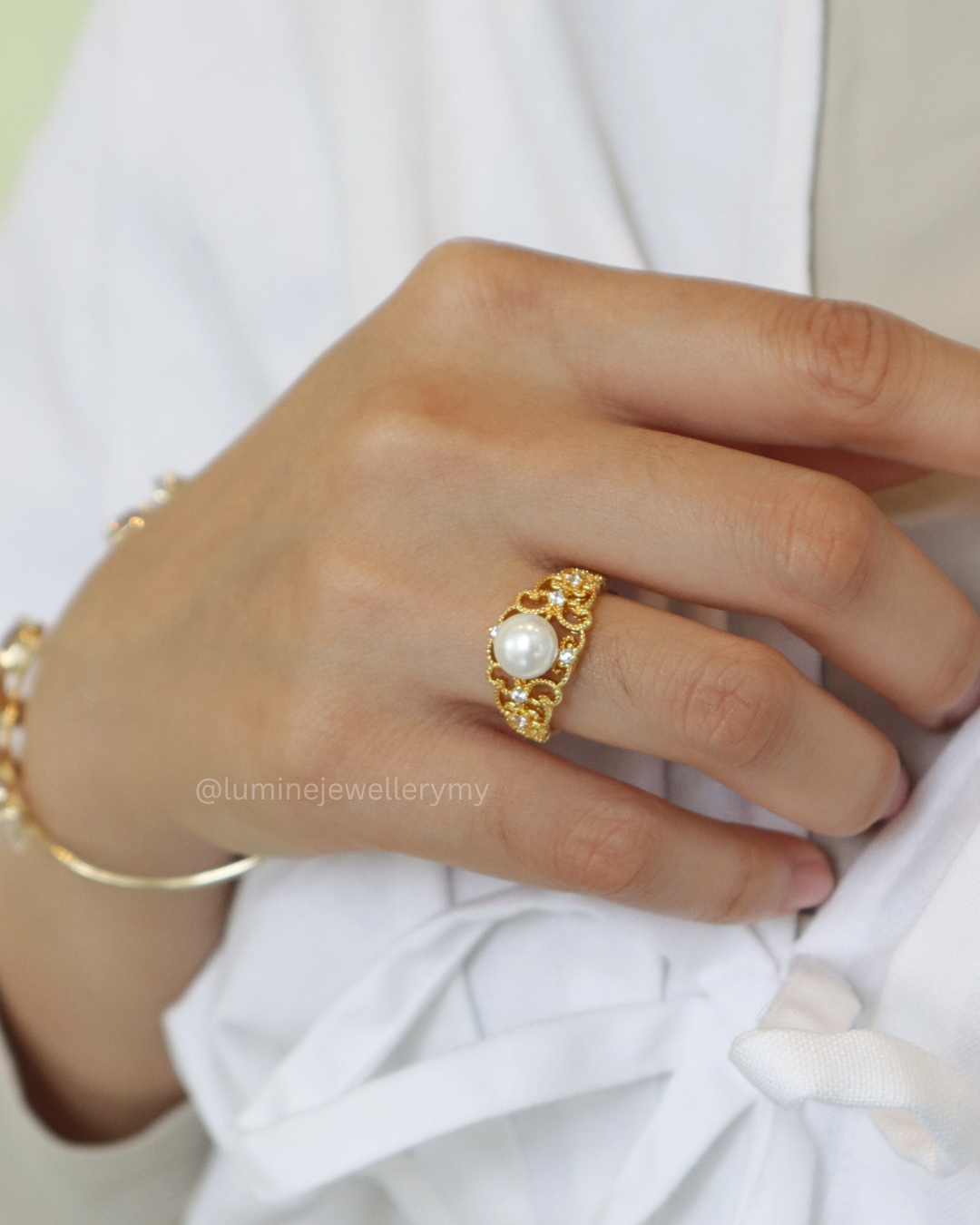 Lace Pearl Ring
