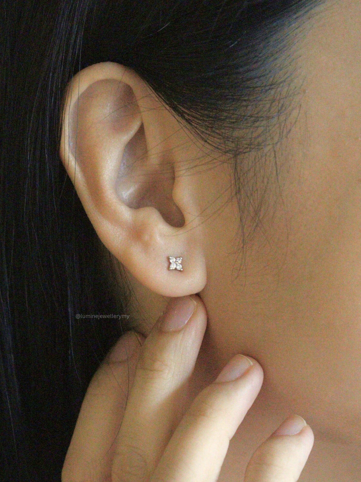 Diamond Lucky Clover Stud