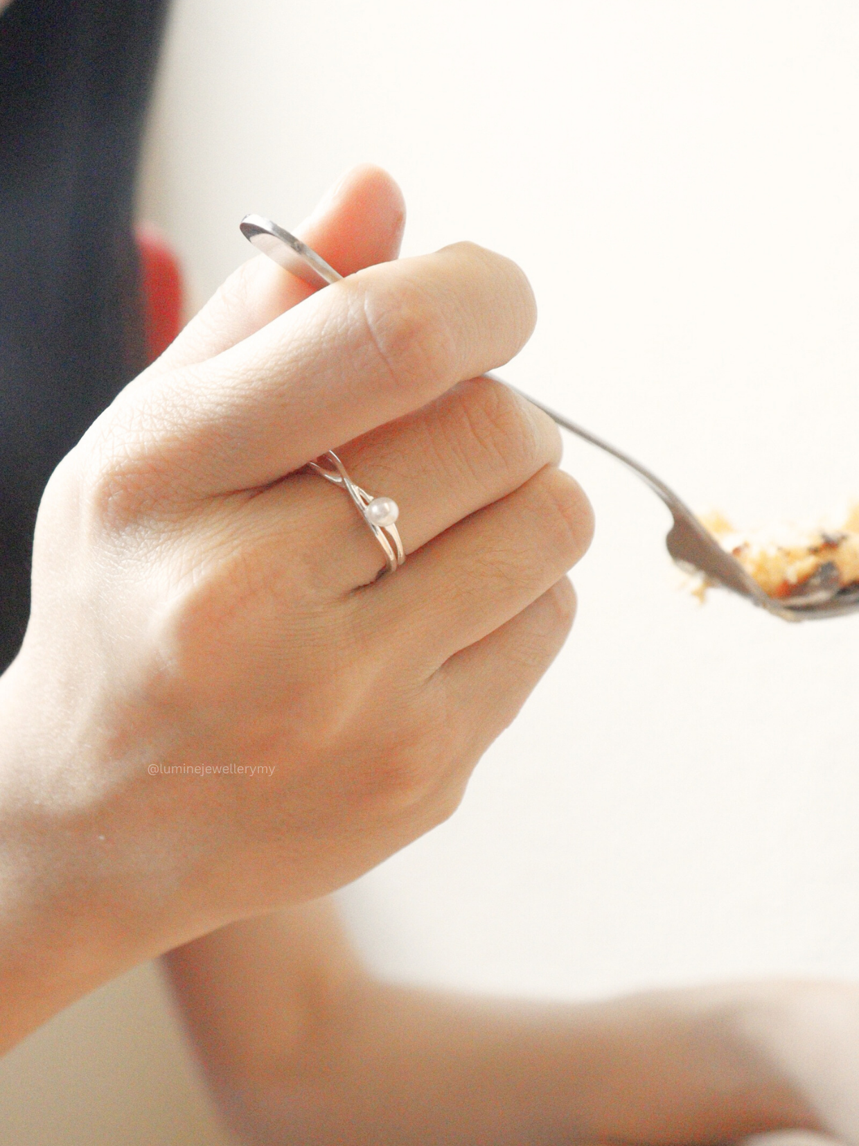 Double Layer Pearl Ring