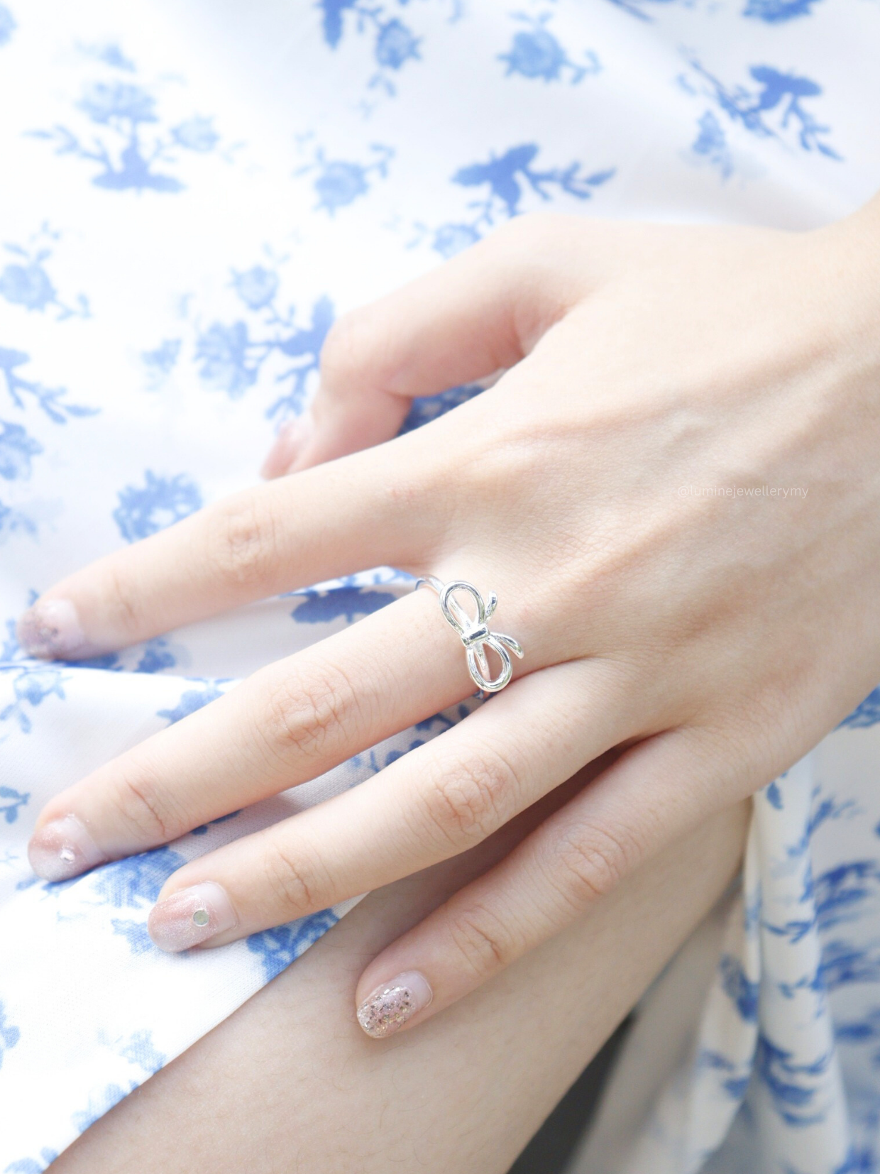 Hollow Bowknot Ring