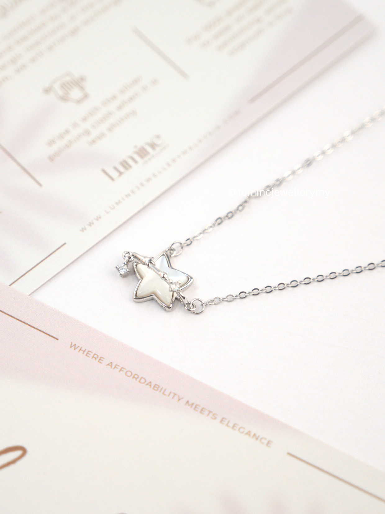 Dreamy Star Necklace