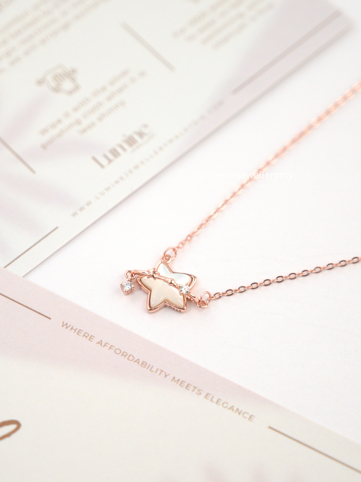 Dreamy Star Necklace