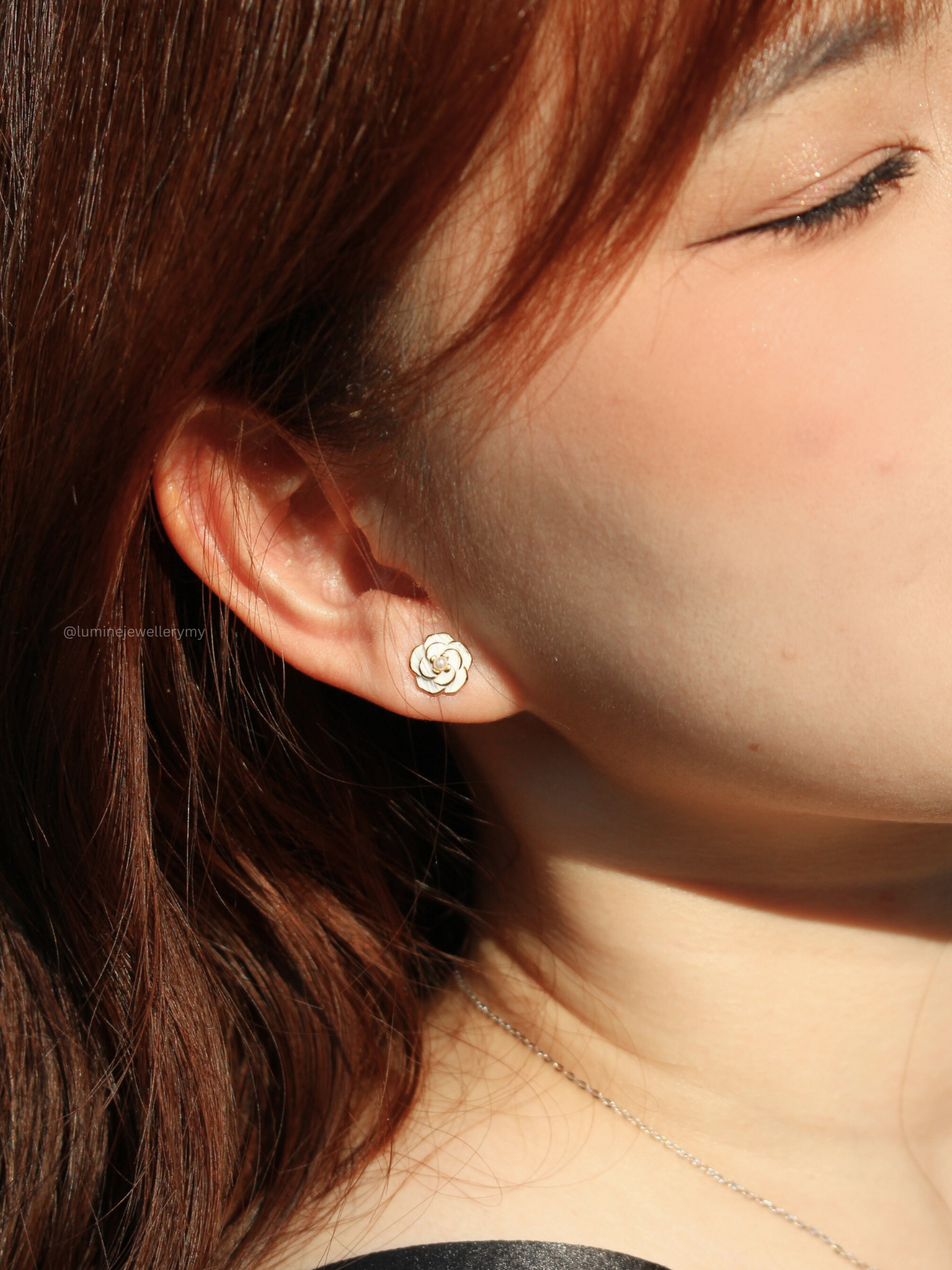 White Camellia Stud