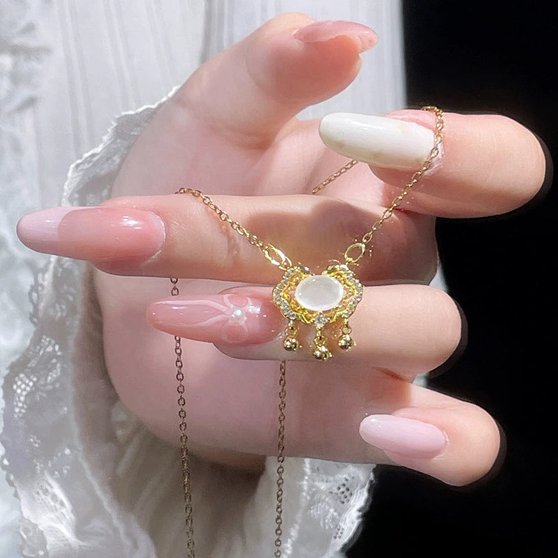 Gold Single Peace Lock Pendant