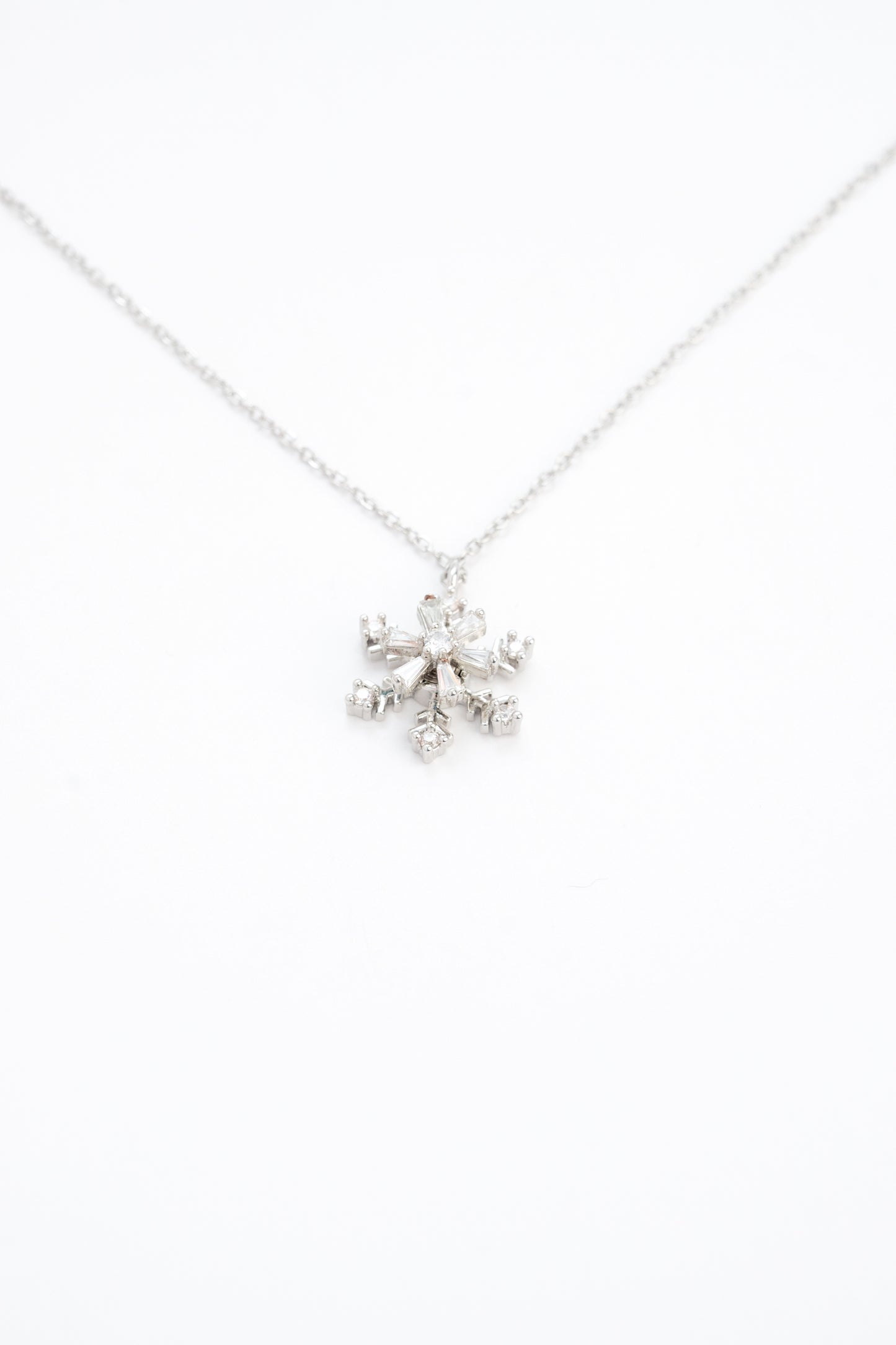 Spin-able Diamond Snowflake Necklace