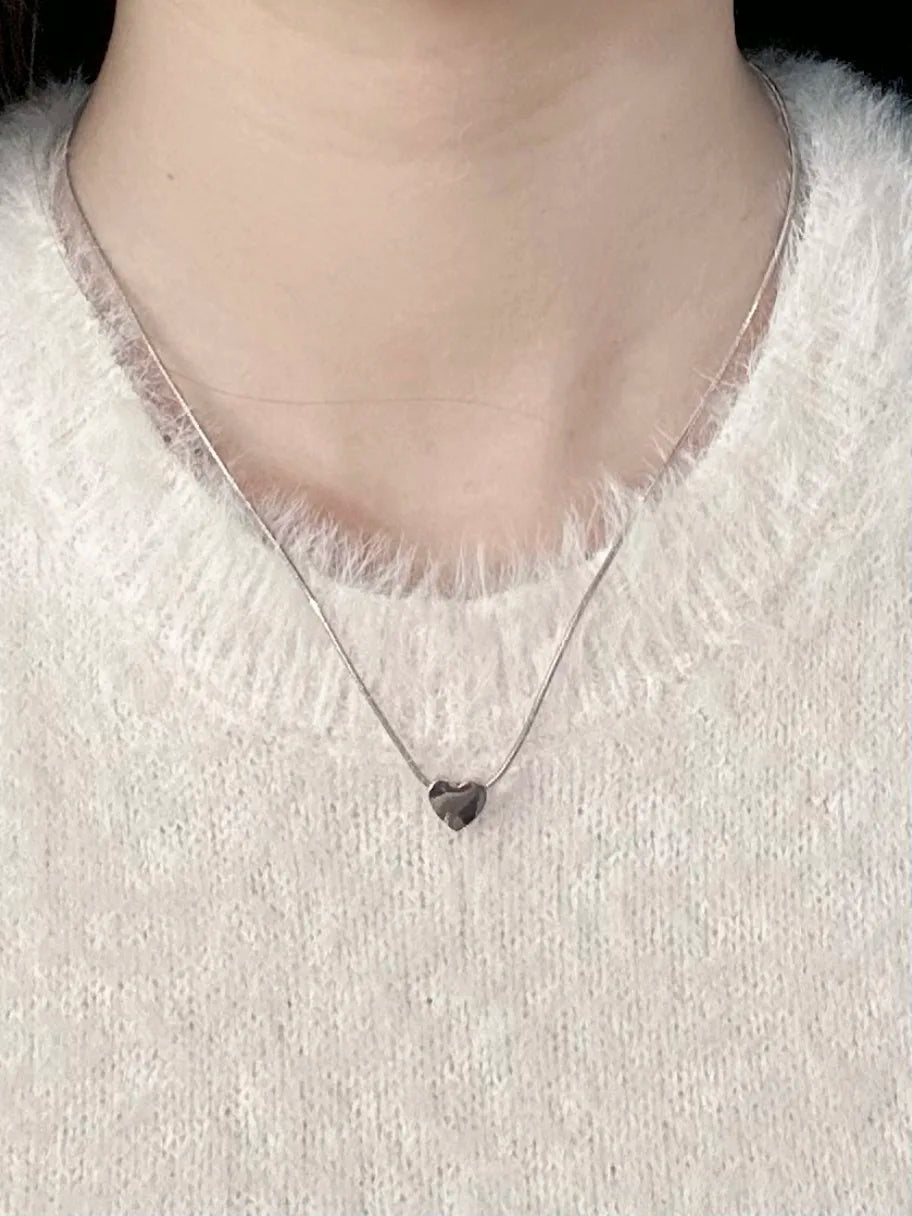Minimalist Heart Pendant II