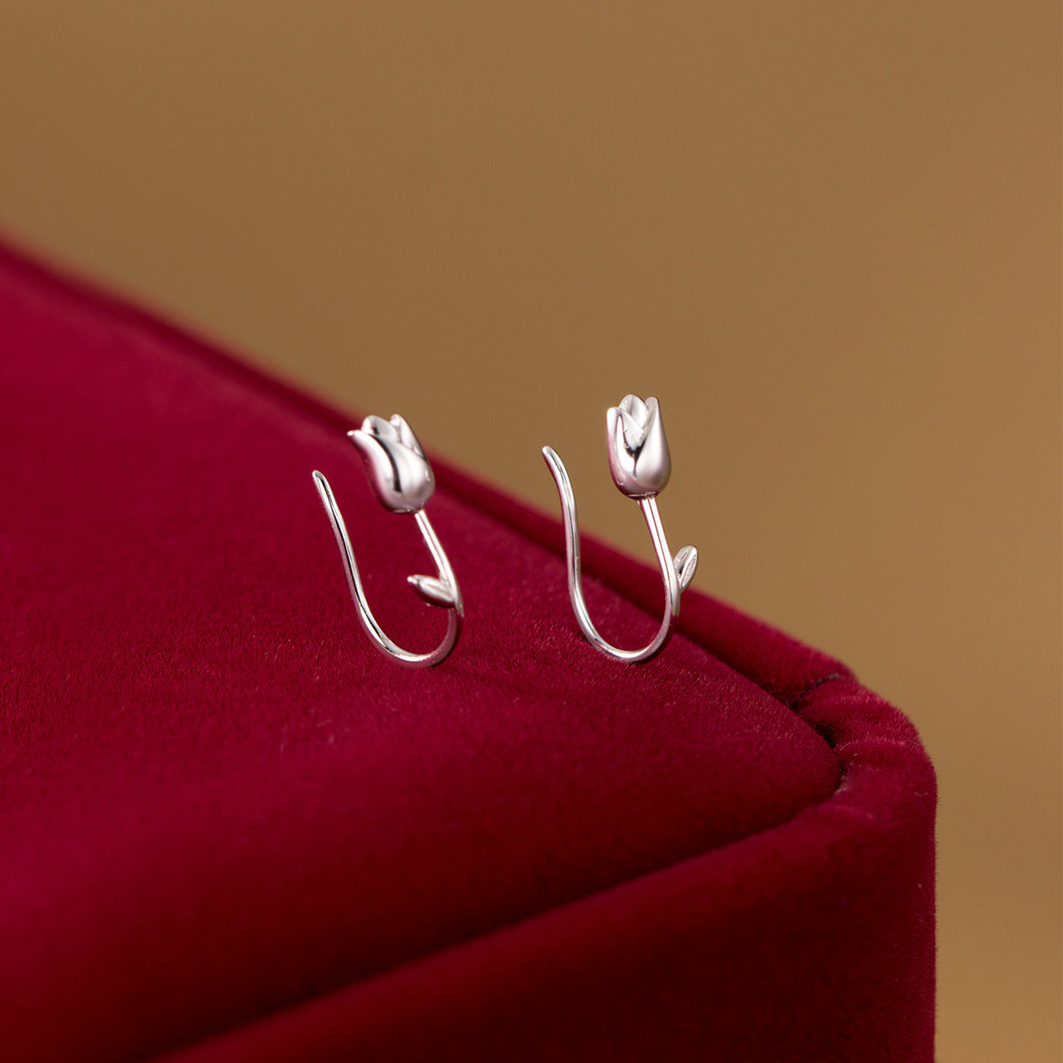 Retro Tulip Earrings