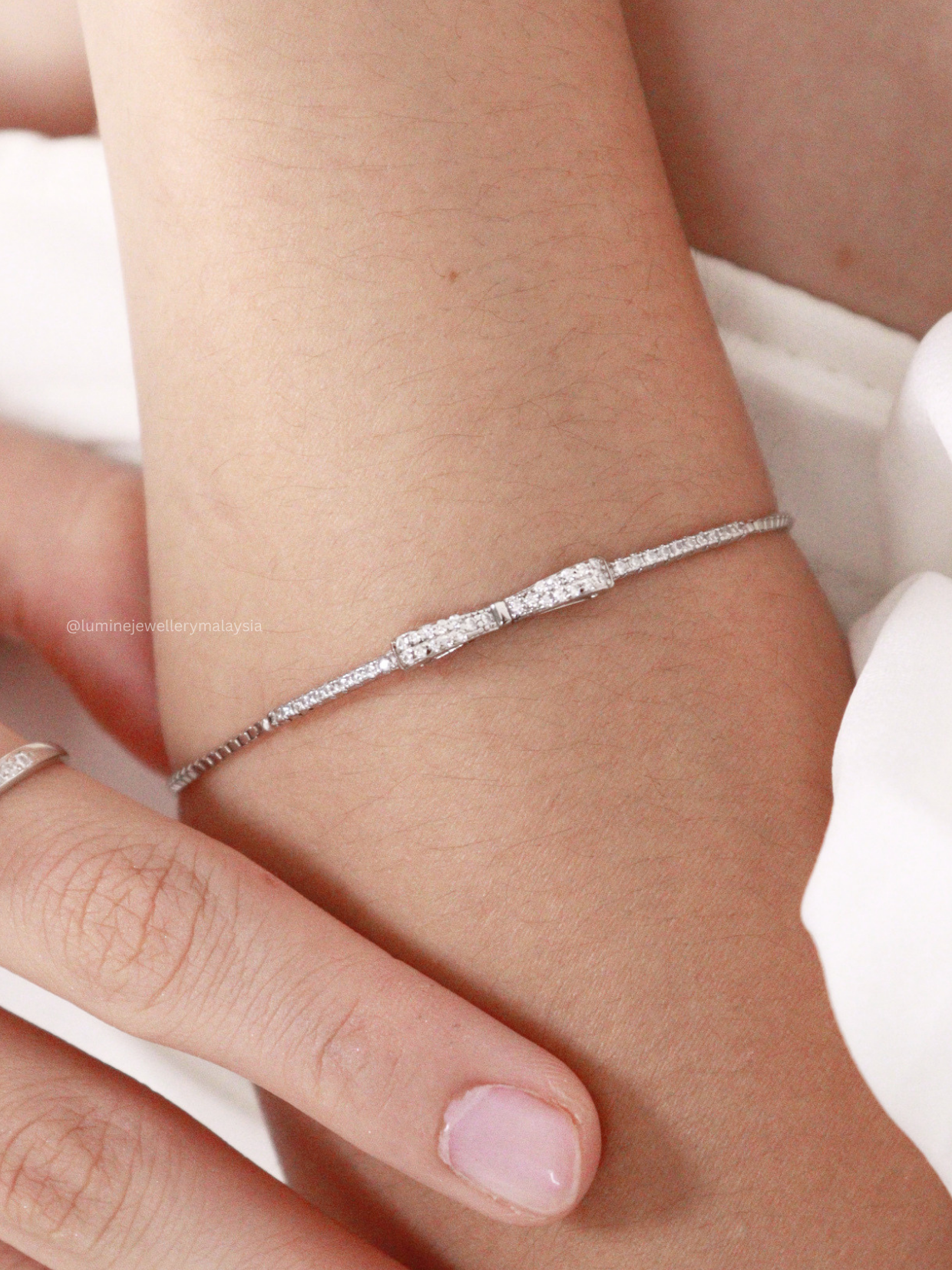 Full Zircon Bowknot Bracelet