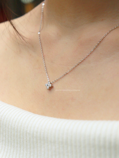 Lucky Clover Moissanite Necklace with Cert (GRA Certified Moissanite | S925)
