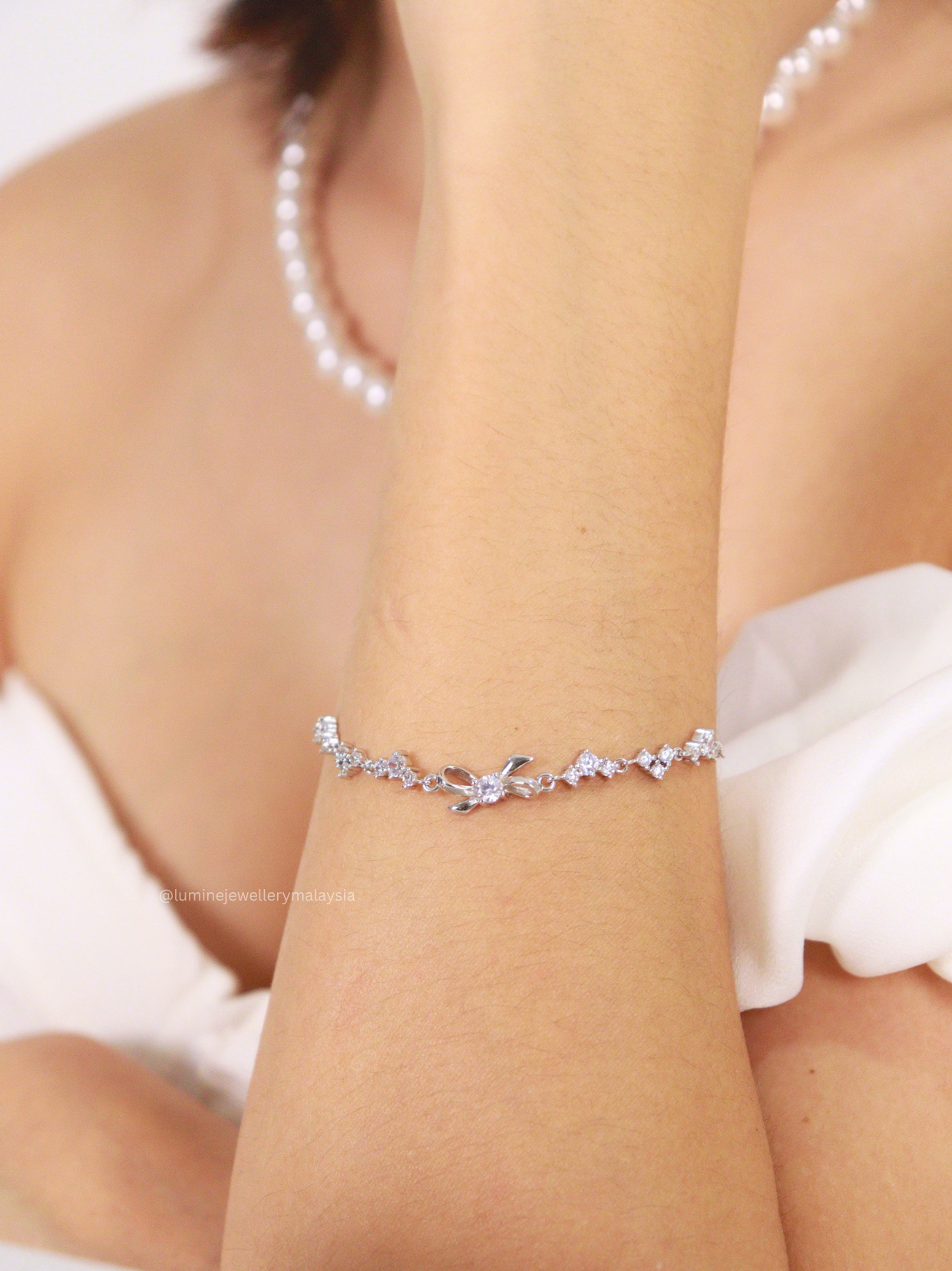 Starry Bowknot Bracelet
