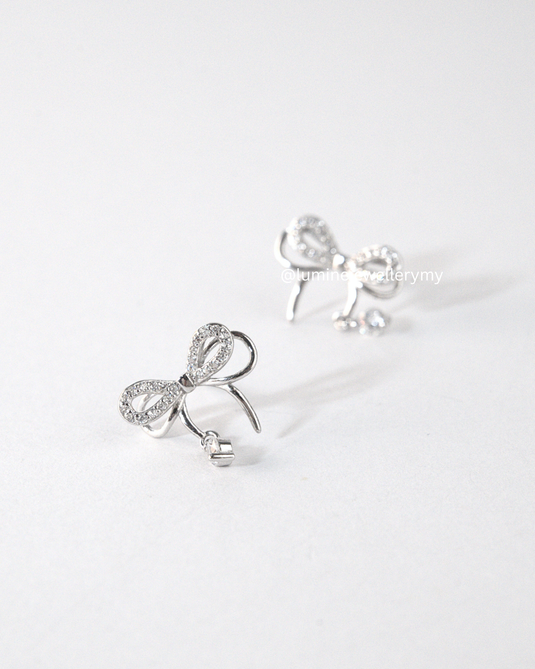 Light Lux Diamond Bowknot Earring
