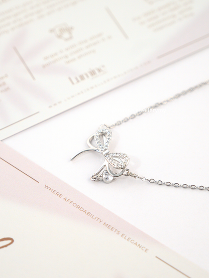 Light Lux Diamond Bowknot Necklace