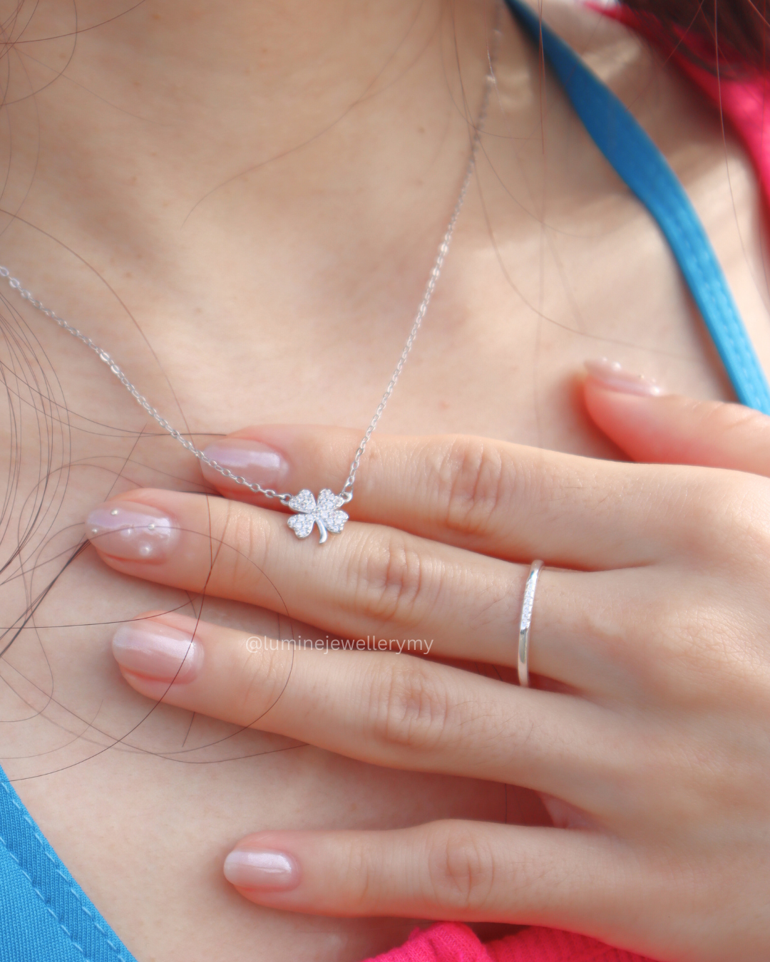 Elegant Lucky Clover Necklace