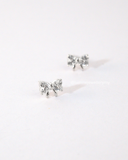 Zircon Bowknot Stud