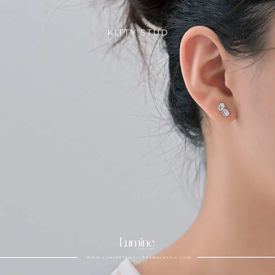 KItty Stud