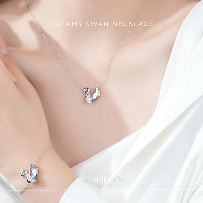 Dreamy Swan Necklace