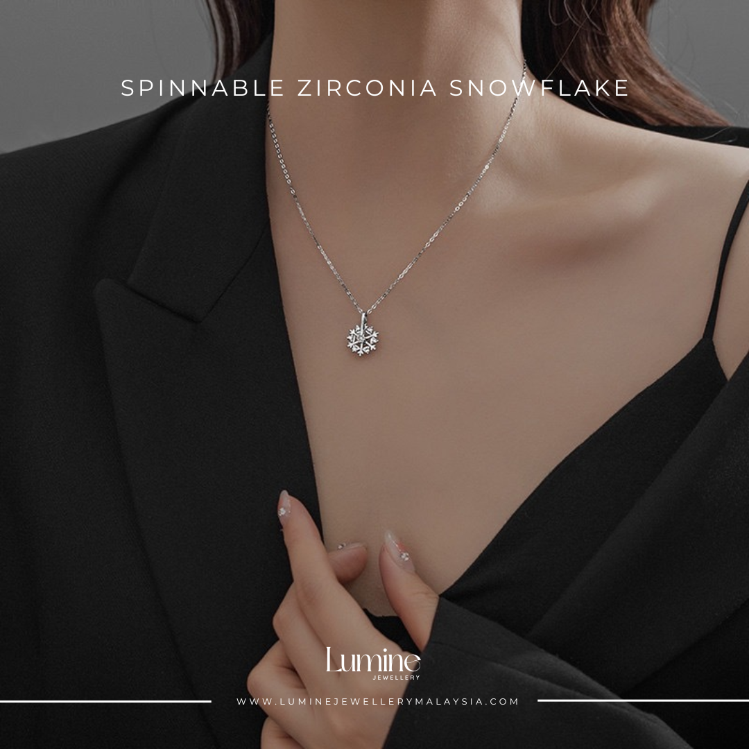 Spinnable Zirconia Snowflake Necklace