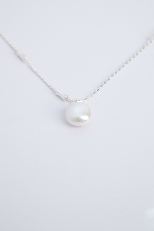 White Square Pearl Necklace