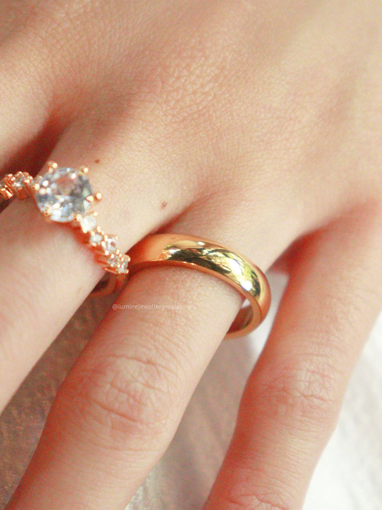 Gold Classic Elegance Ring (4mm)