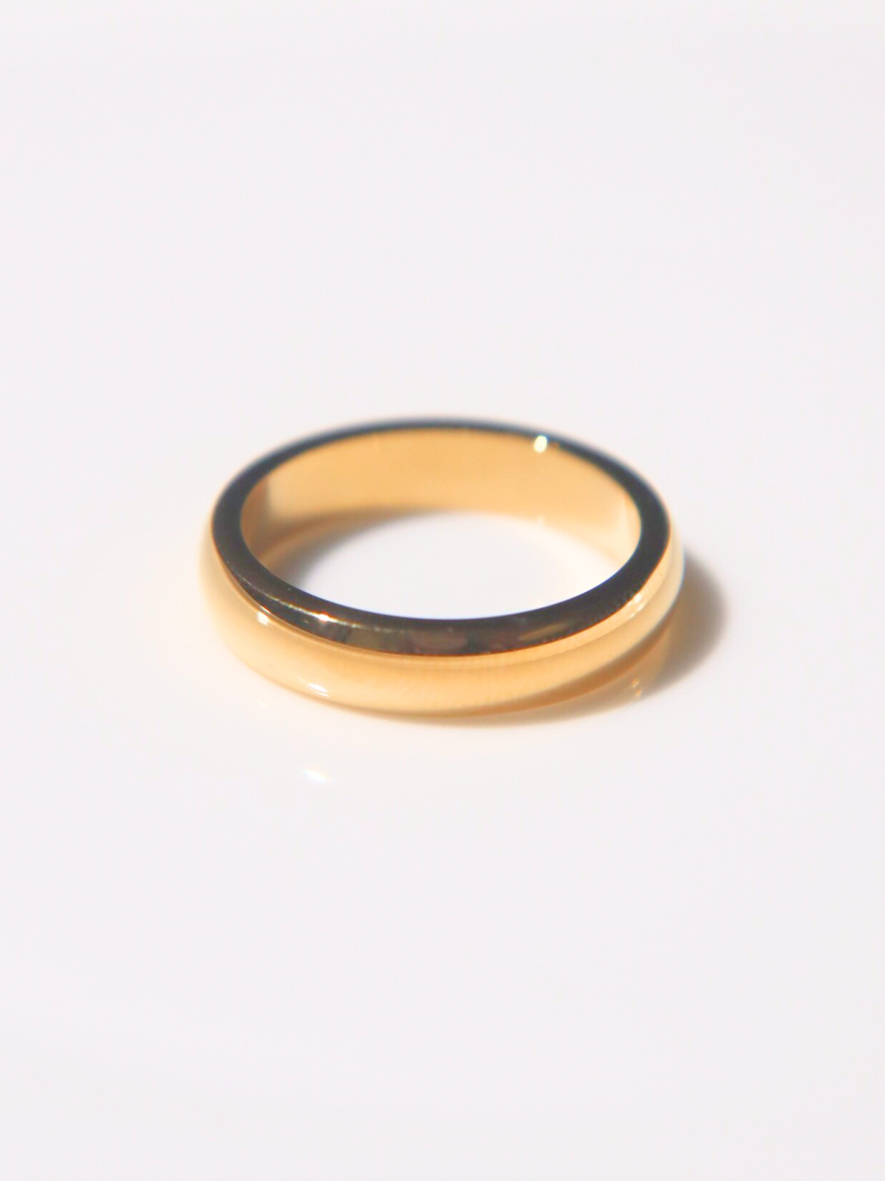 Gold Classic Elegance Ring (4mm)