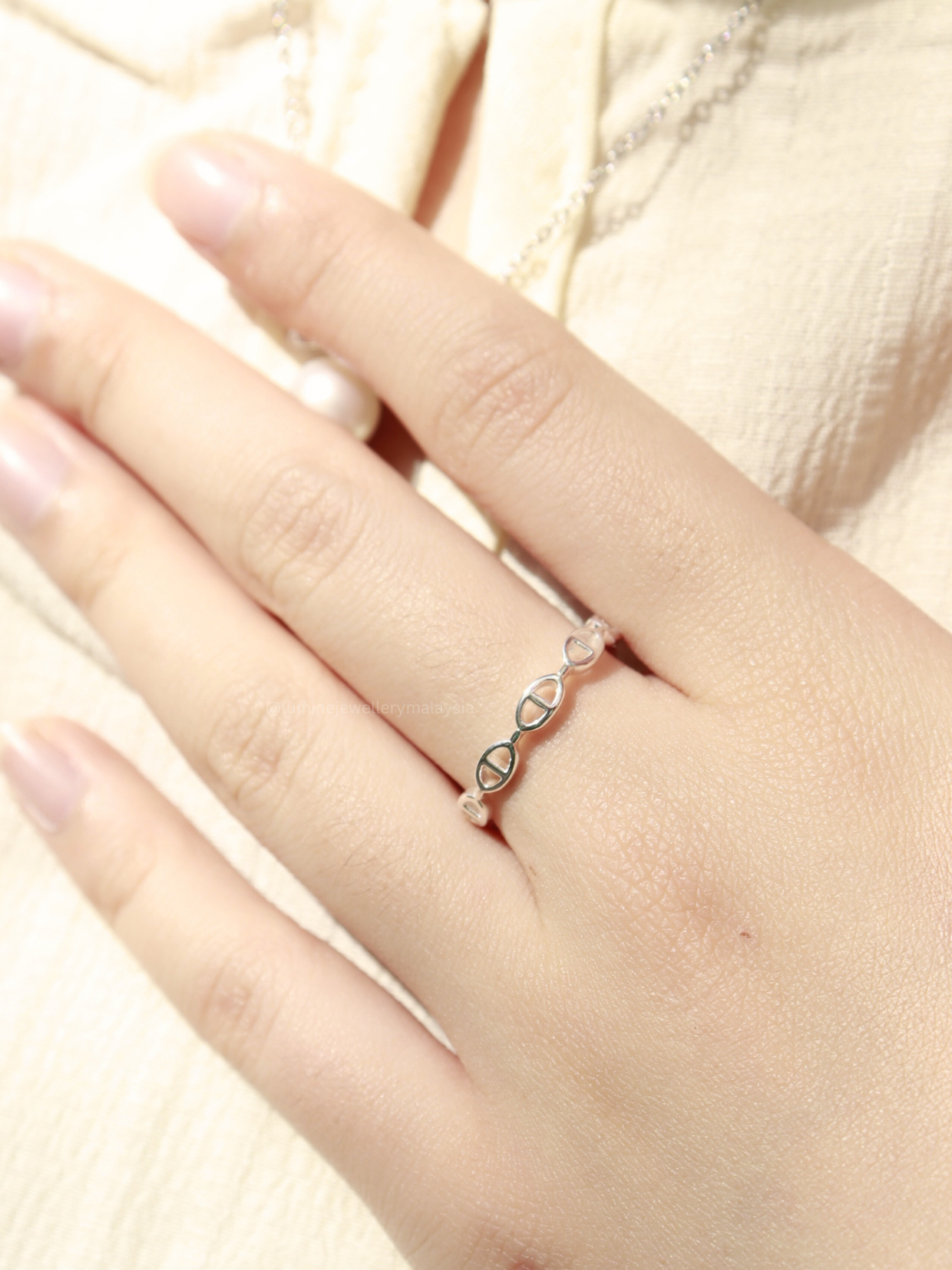Silver Elegant Retro Ring