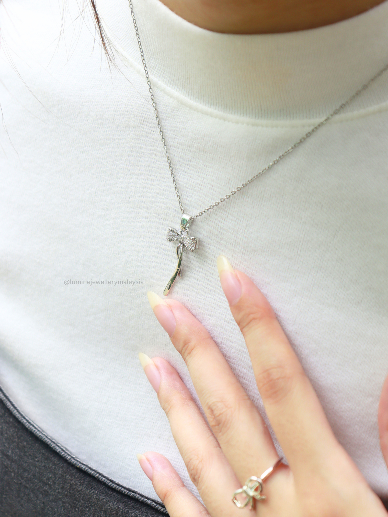 Long Ribbon Necklace
