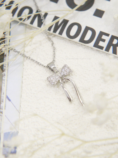 Long Ribbon Necklace