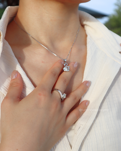 Eternal Swan Necklace (GRA Certified Moissanite | S925)