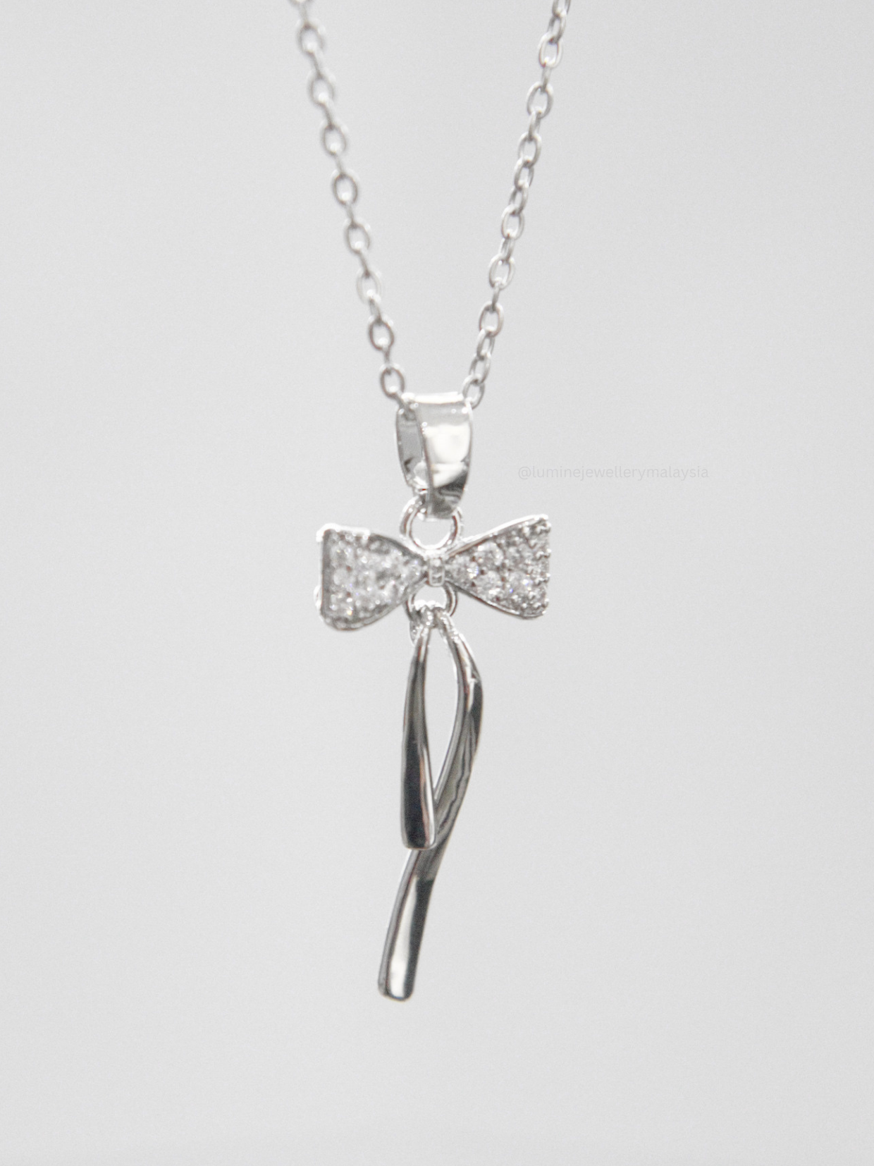 Long Ribbon Necklace
