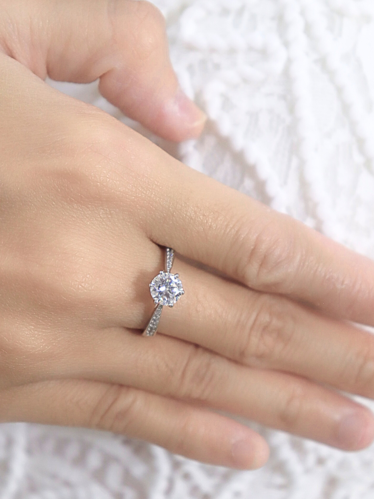 Serenity Moissanite Diamond Ring (With Cert)