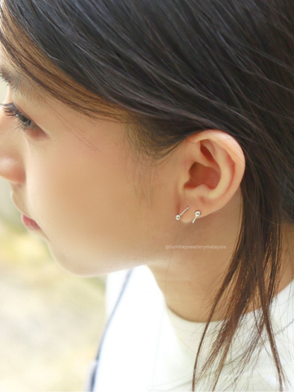 Elegant Sphere Spiral Stud