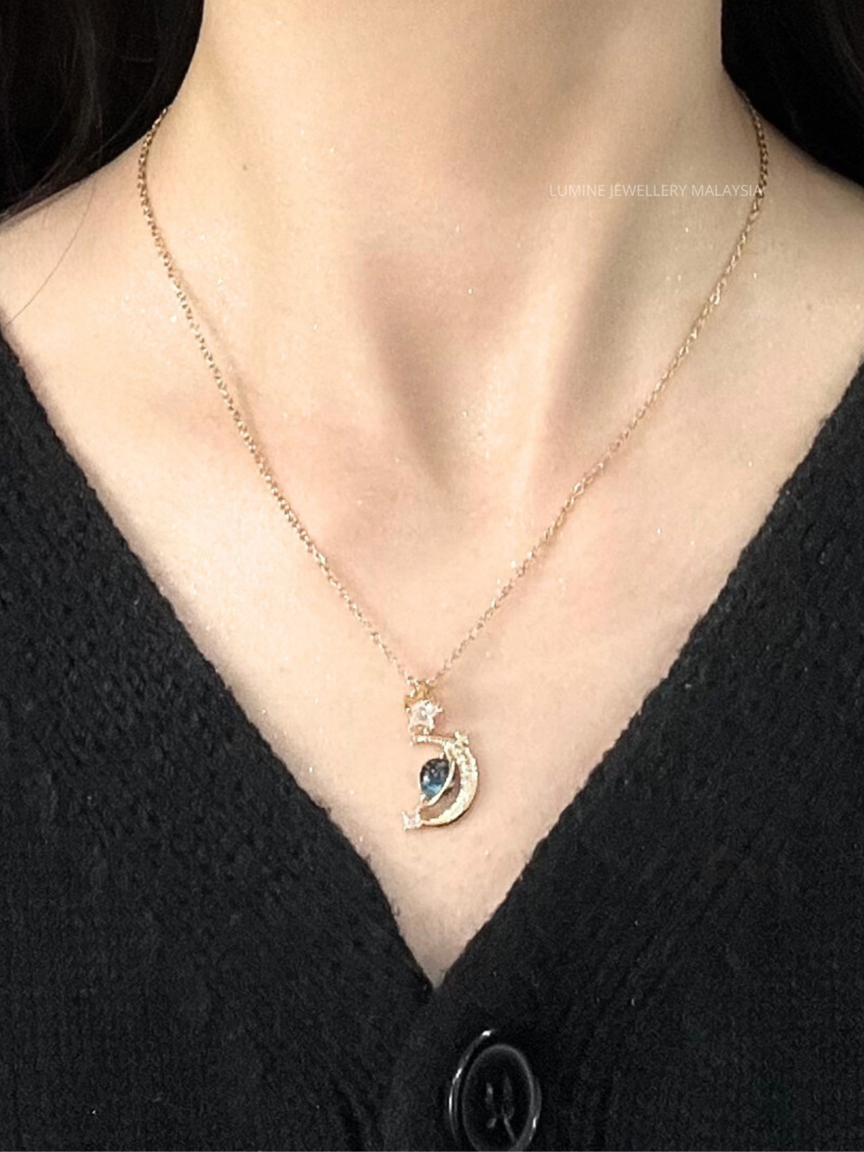 Gold Shell Dreamy Planet Necklace