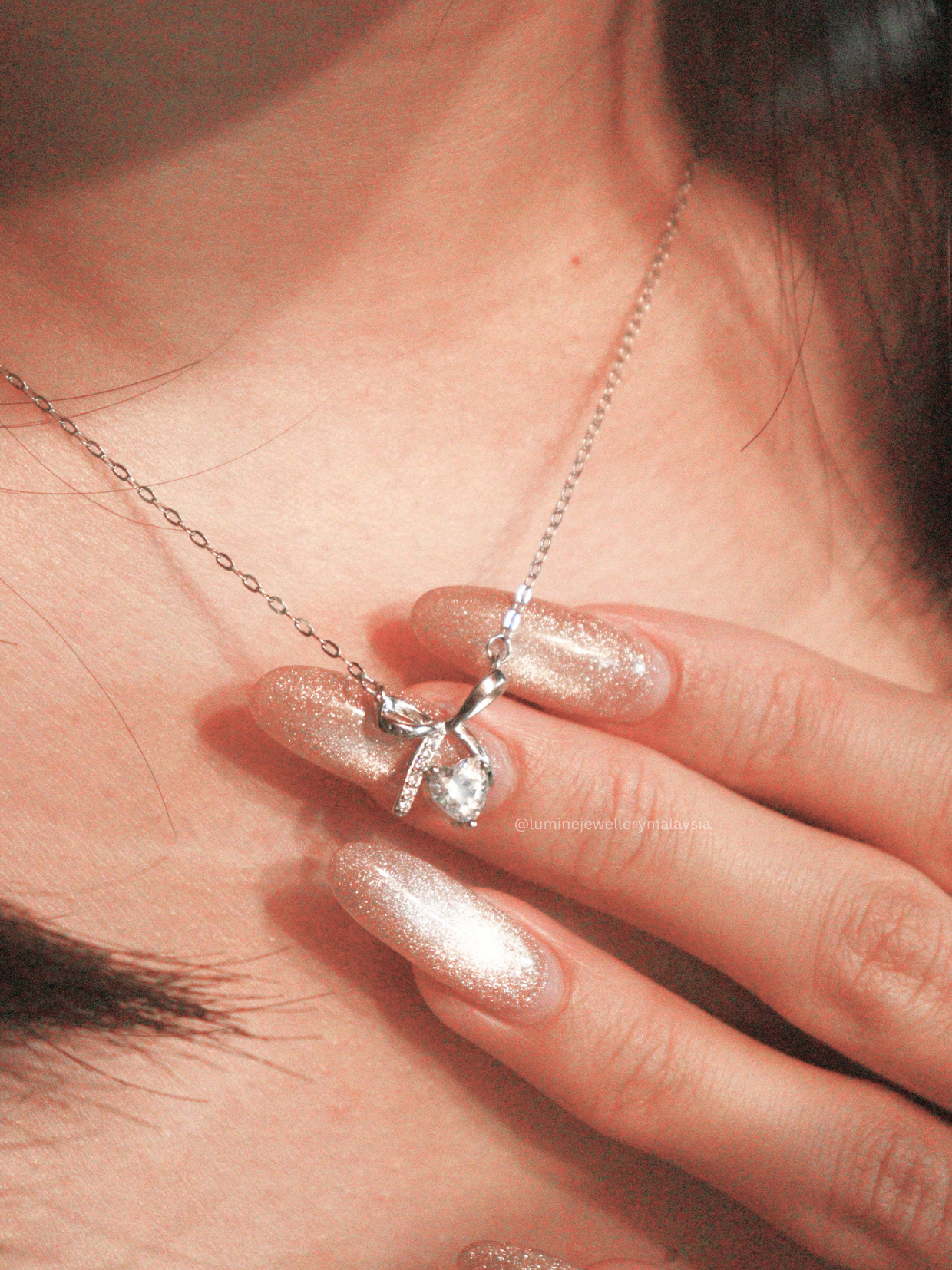 Sweetheart Bow Necklace II
